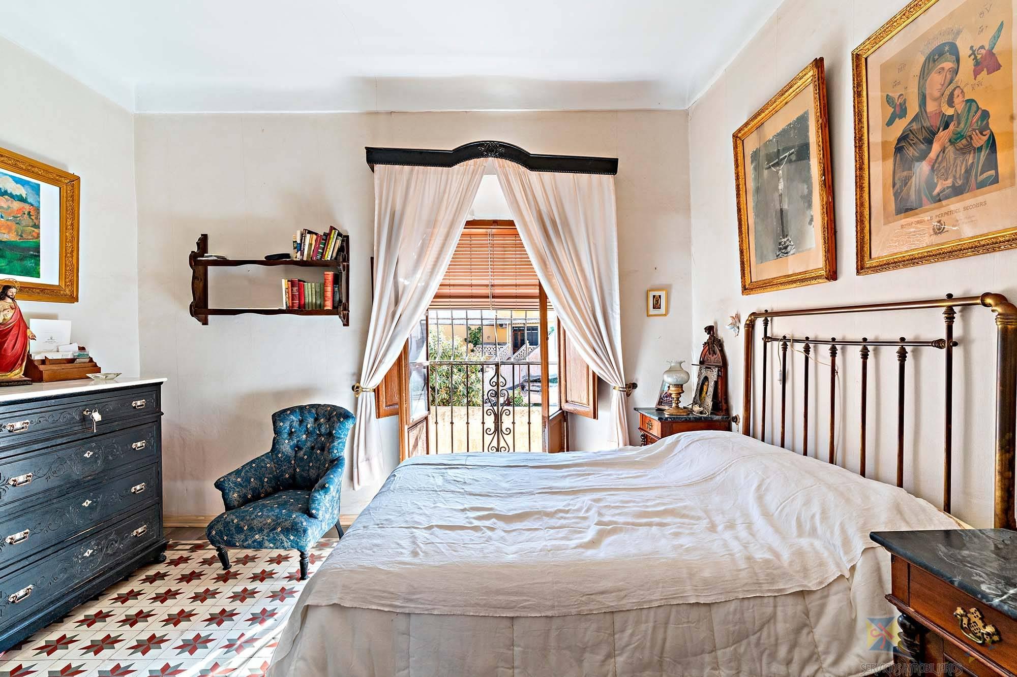 Venta de casa en Berja