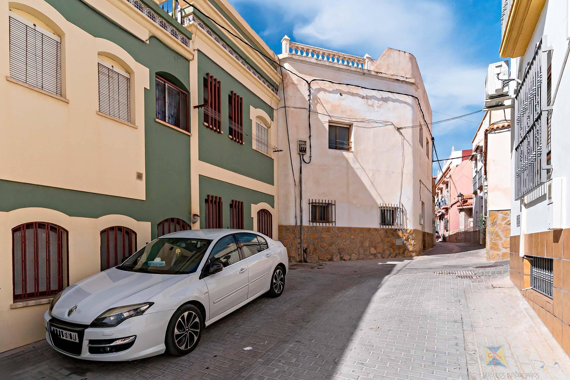 Venta de casa en Adra