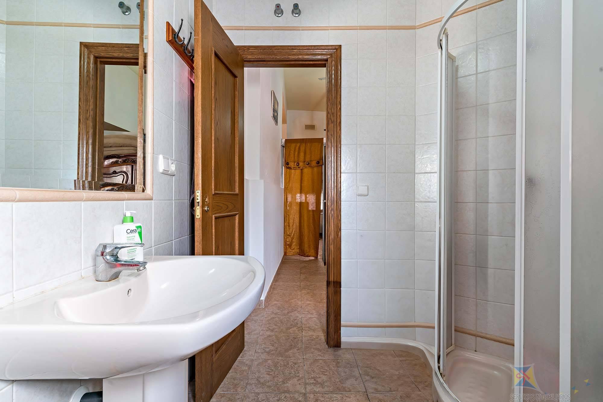 Venta de casa en Adra