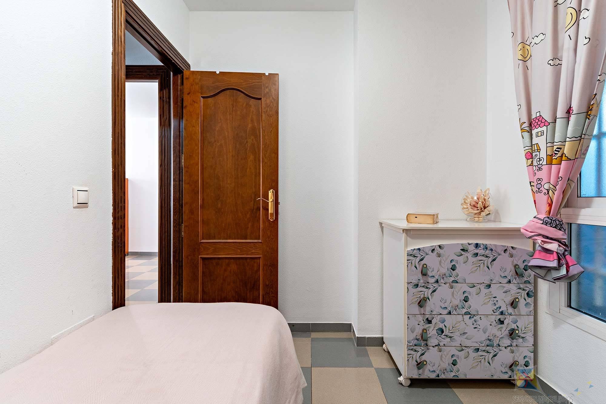 Venta de planta baja en Roquetas de Mar