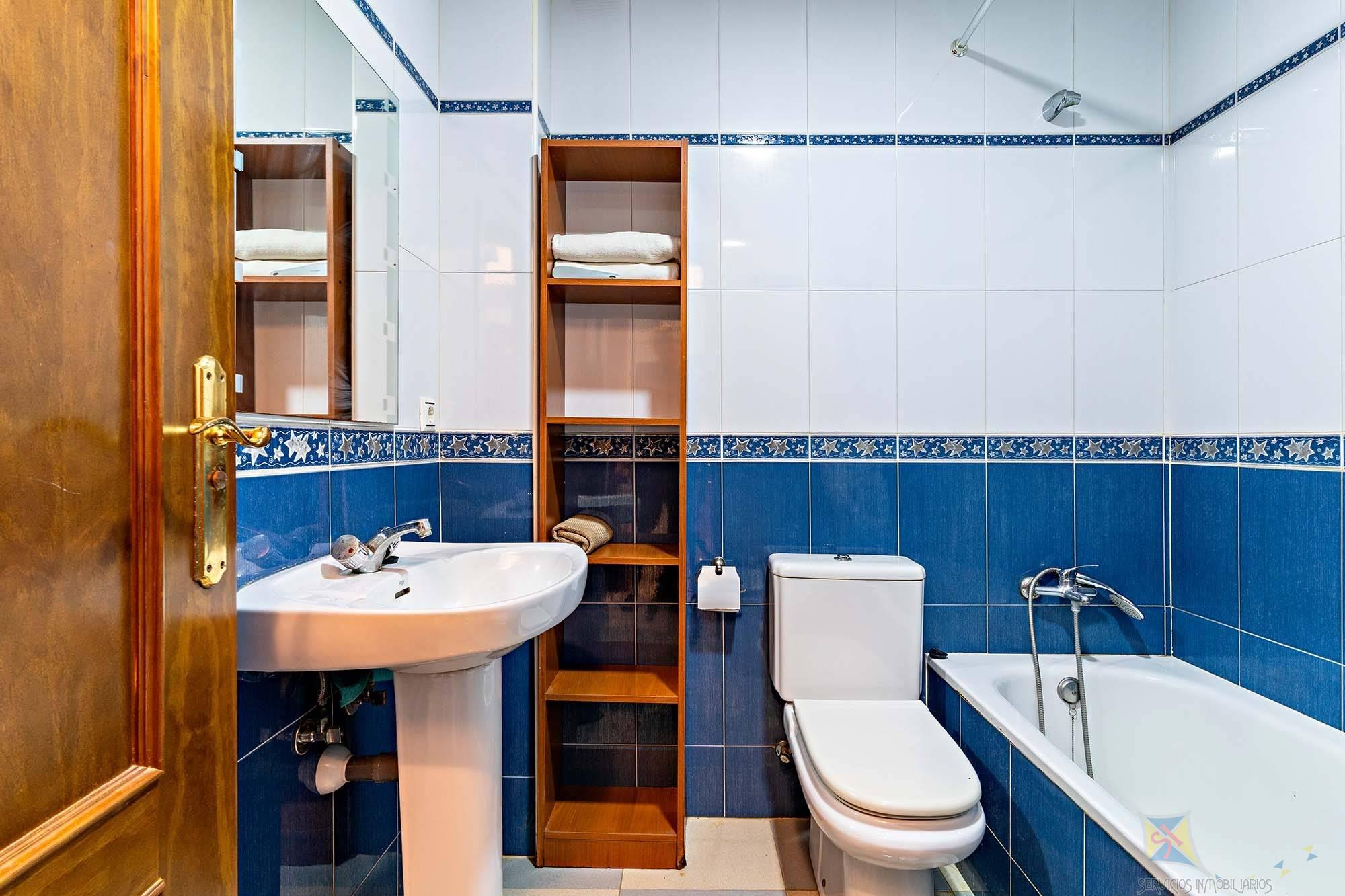 Venta de planta baja en Roquetas de Mar