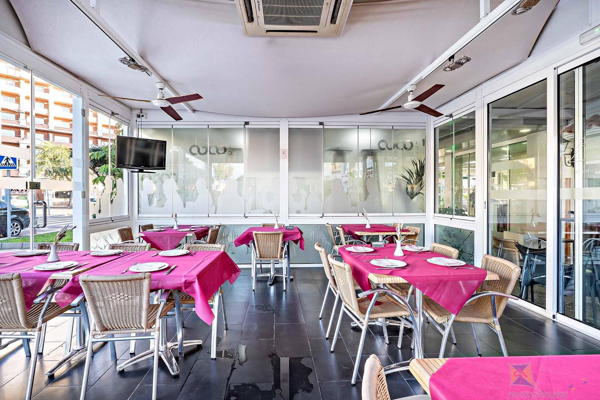 Venta de local en Roquetas de Mar