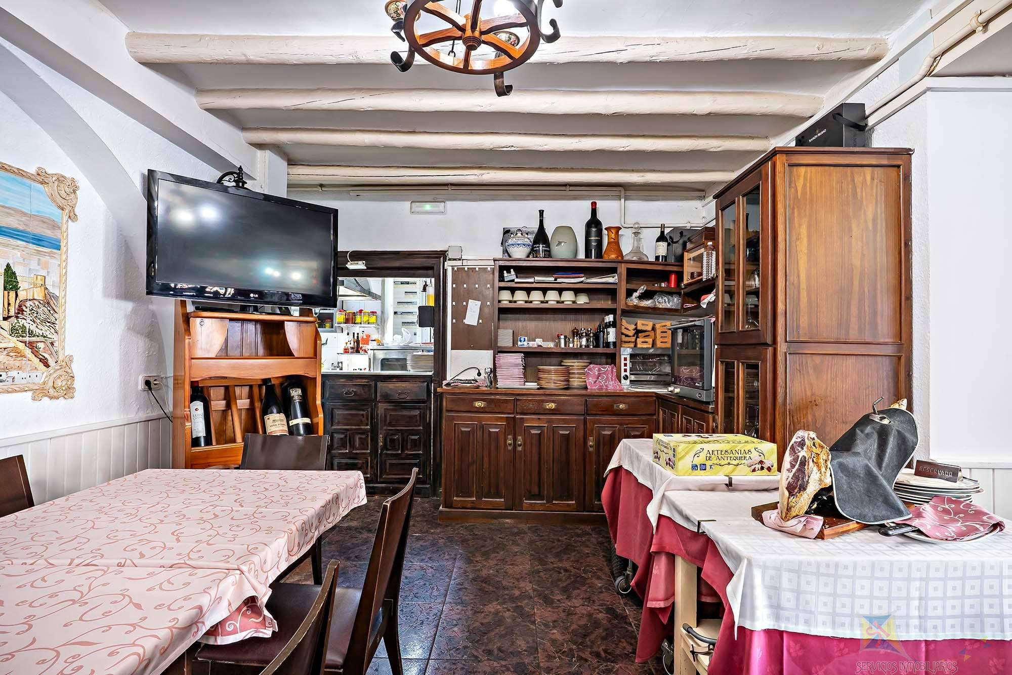 Venta de local en Roquetas de Mar