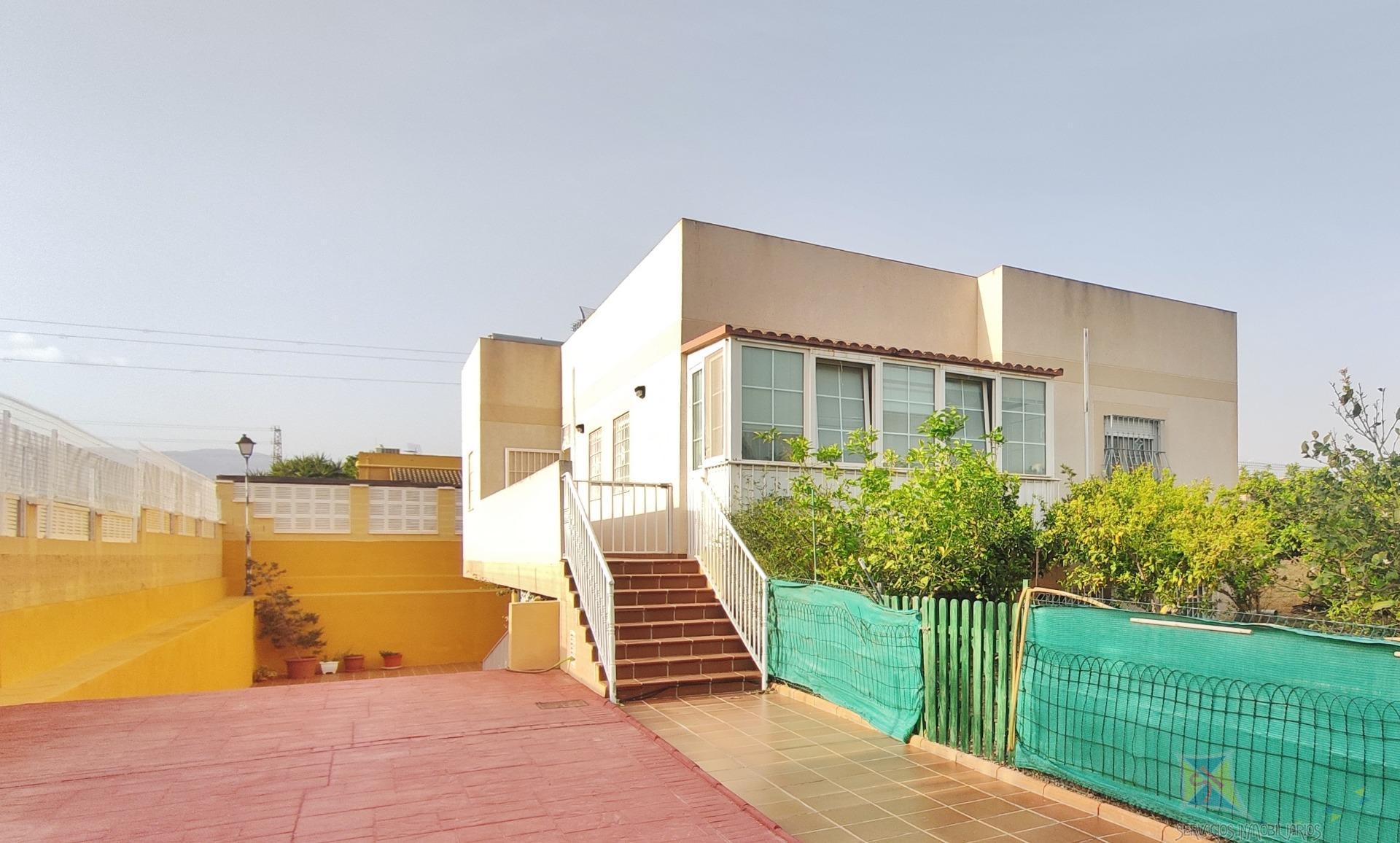 Venta de chalet en Almería