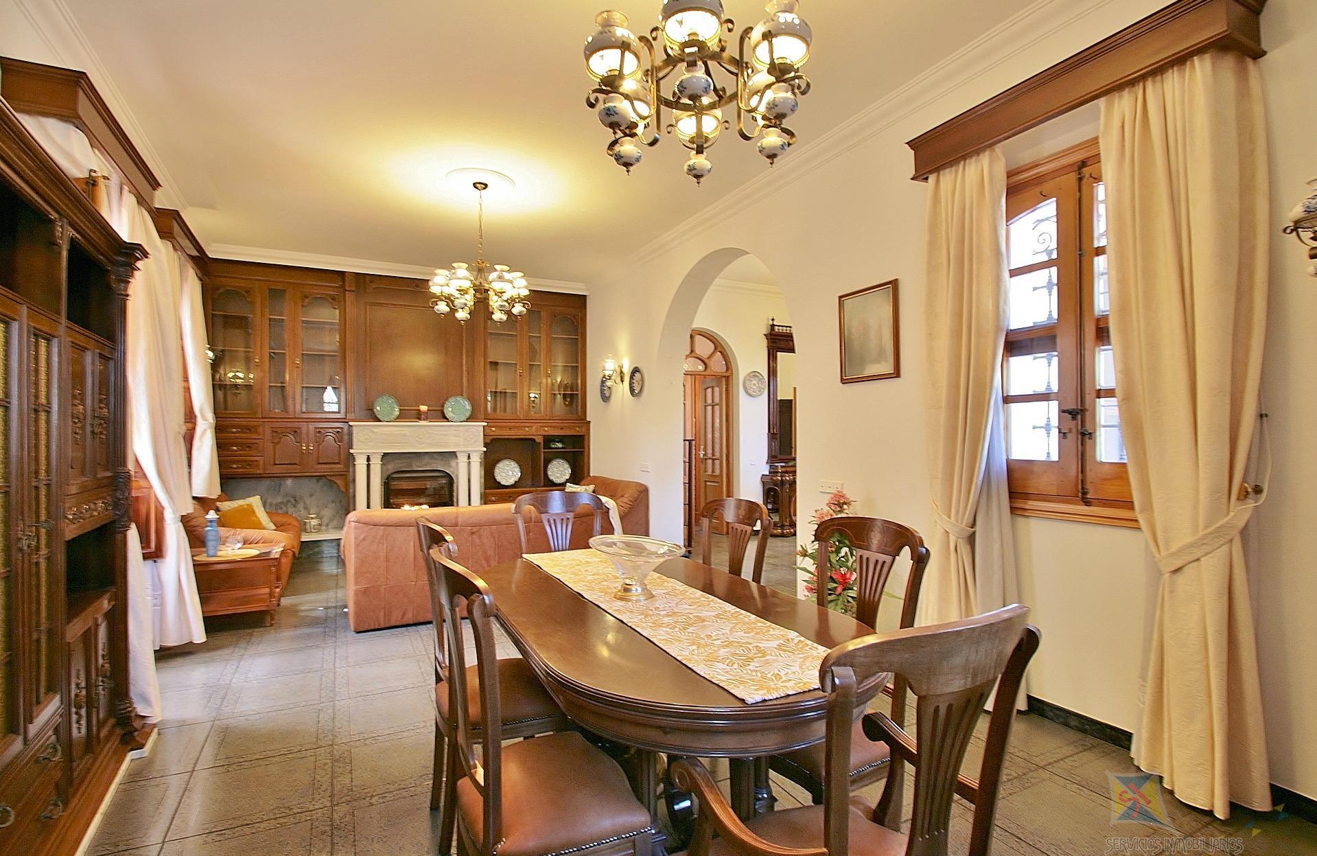 Venta de villa en Níjar