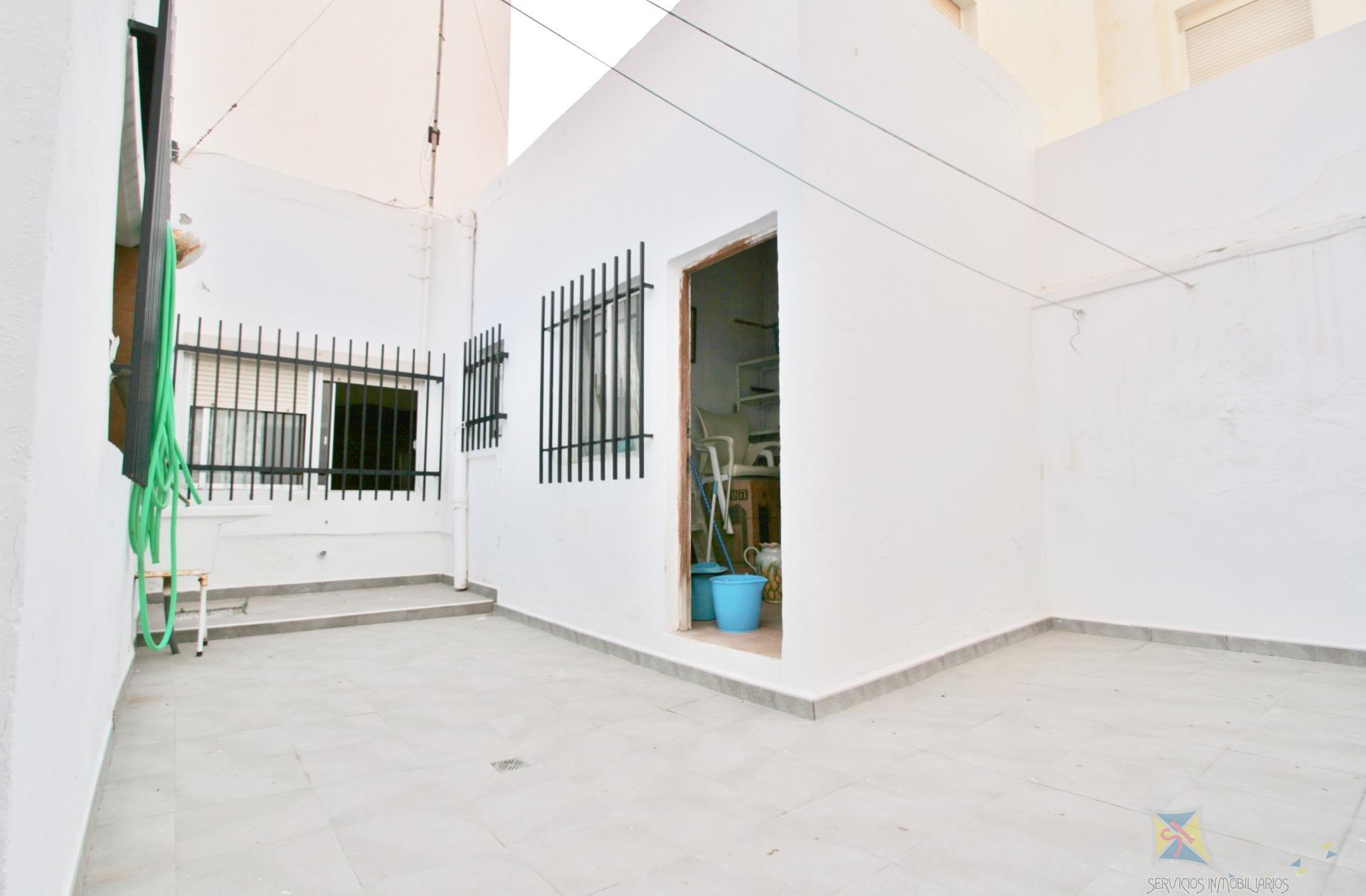 Venta de casa en Almería