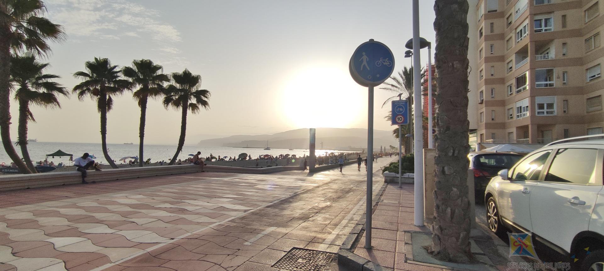 Venta de casa en Almería