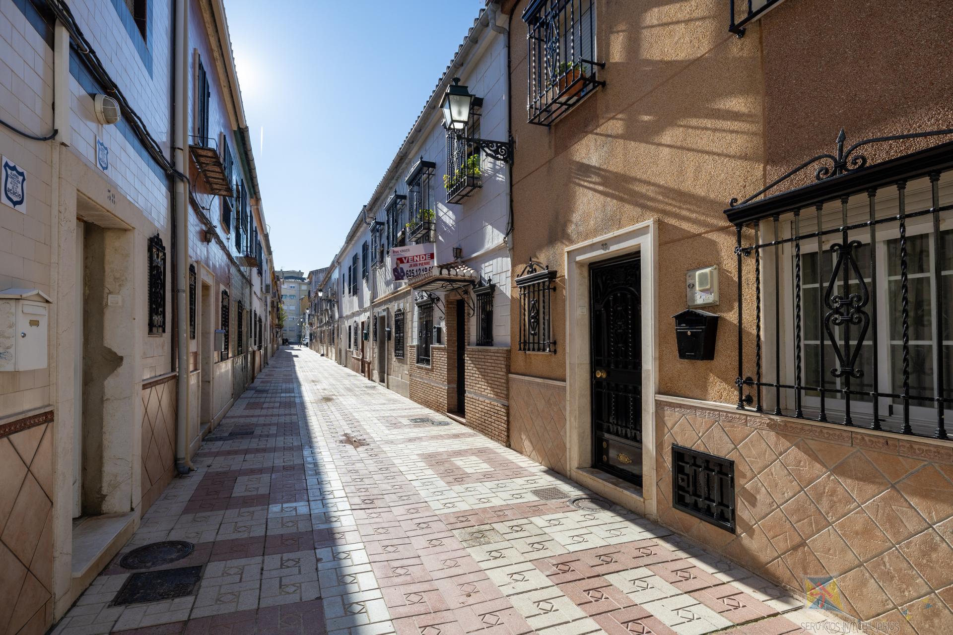 Venta de casa en Granada