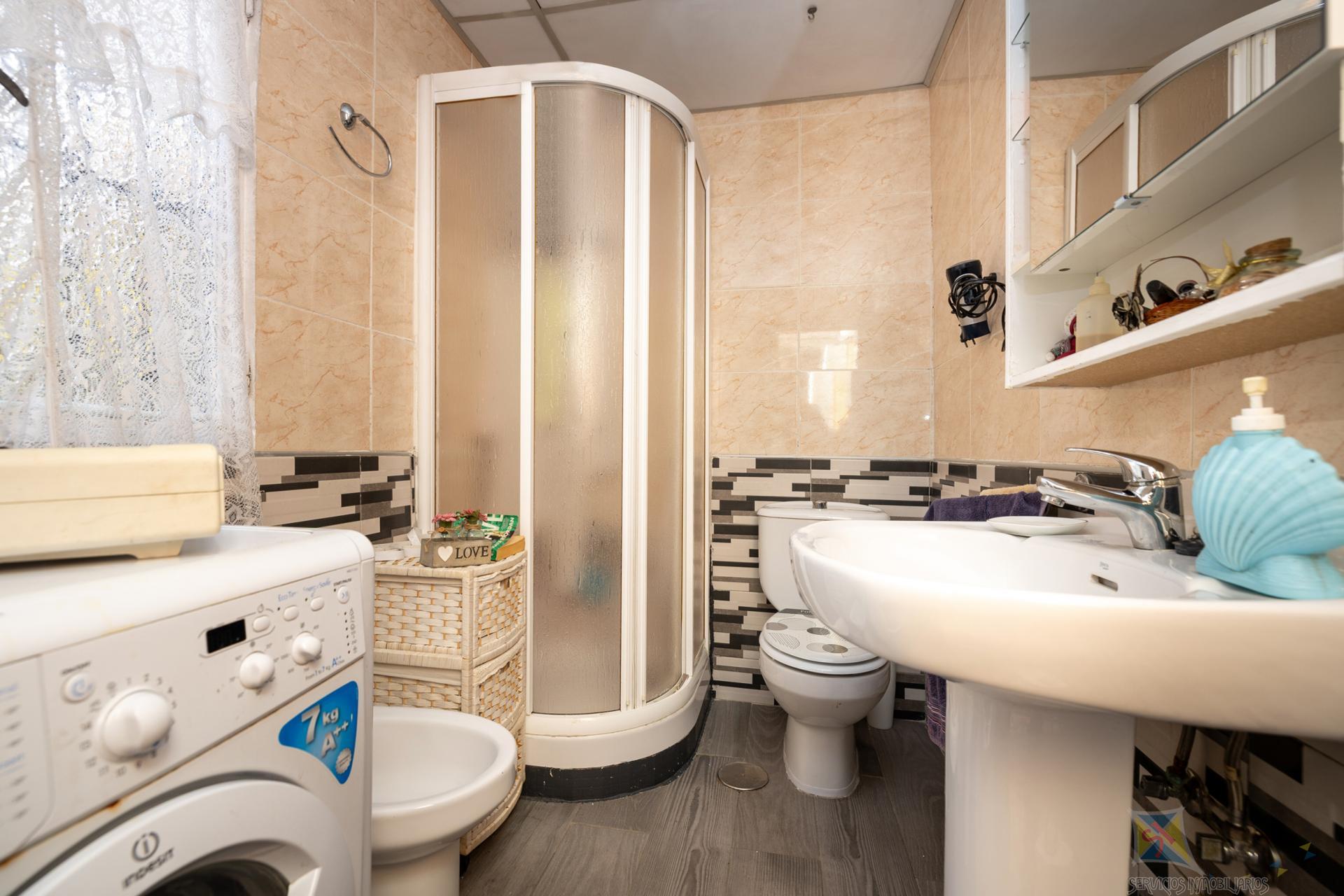 Venta de casa en Granada