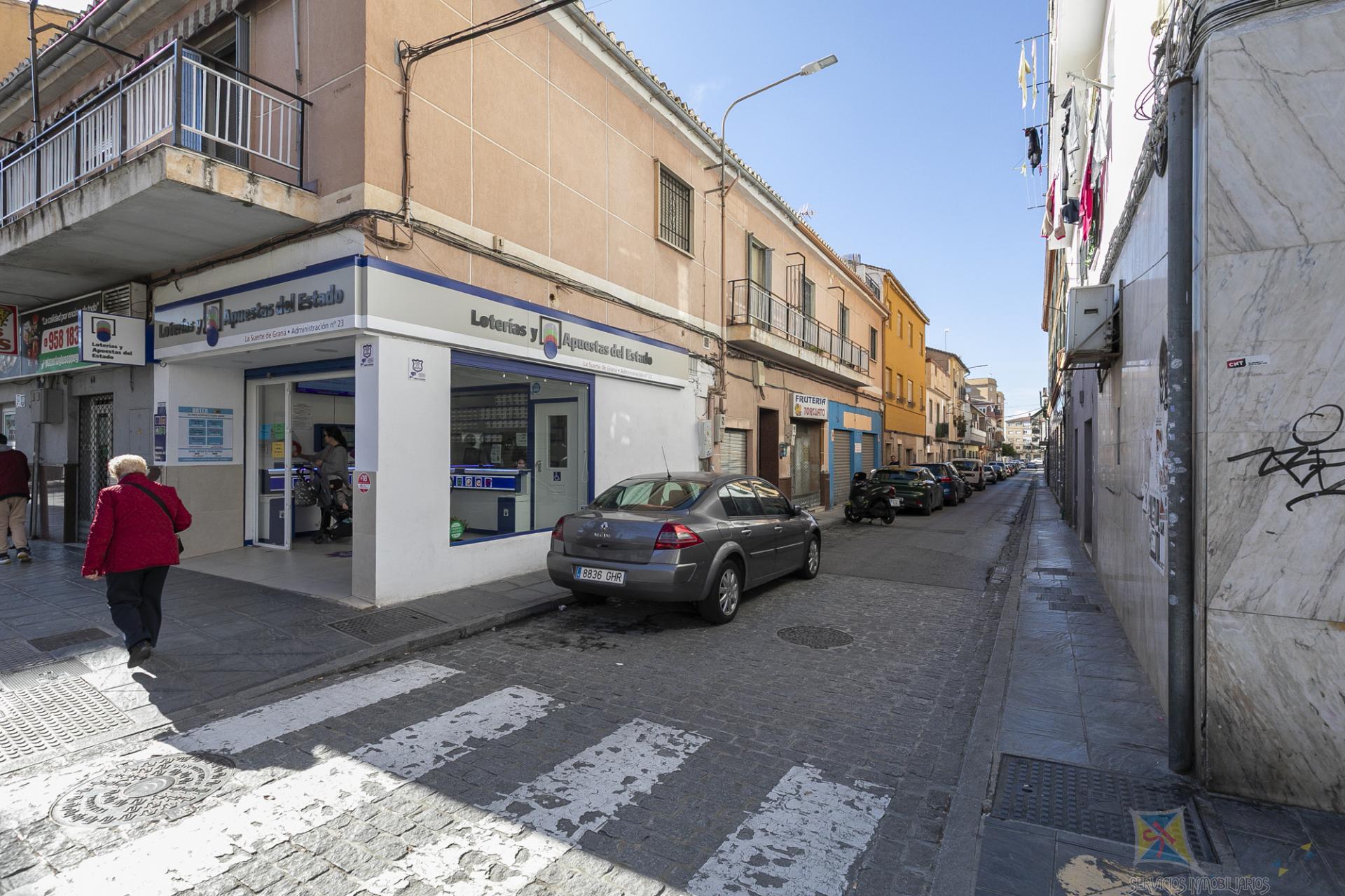 Venta de piso en Granada