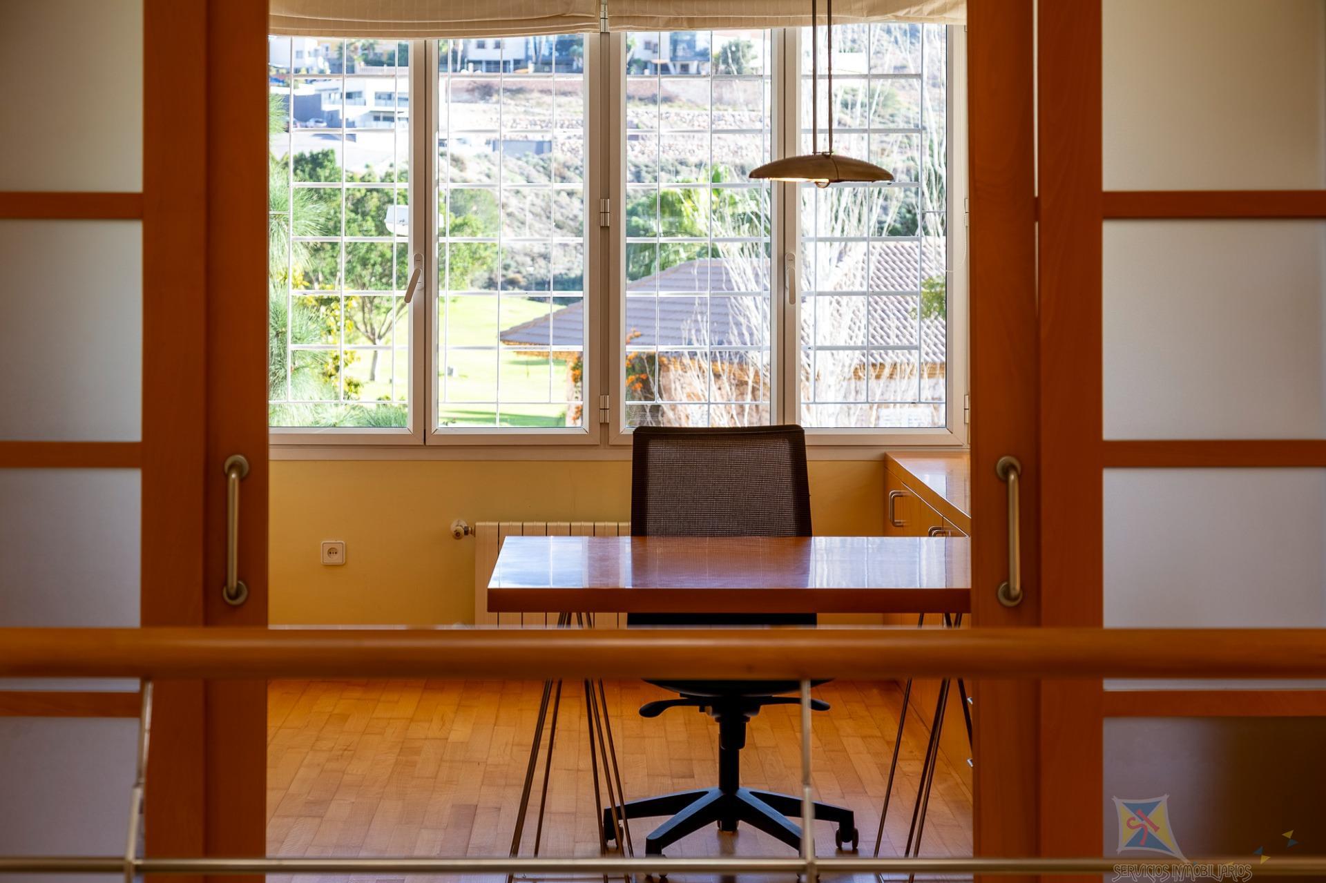 Venta de chalet en Vícar