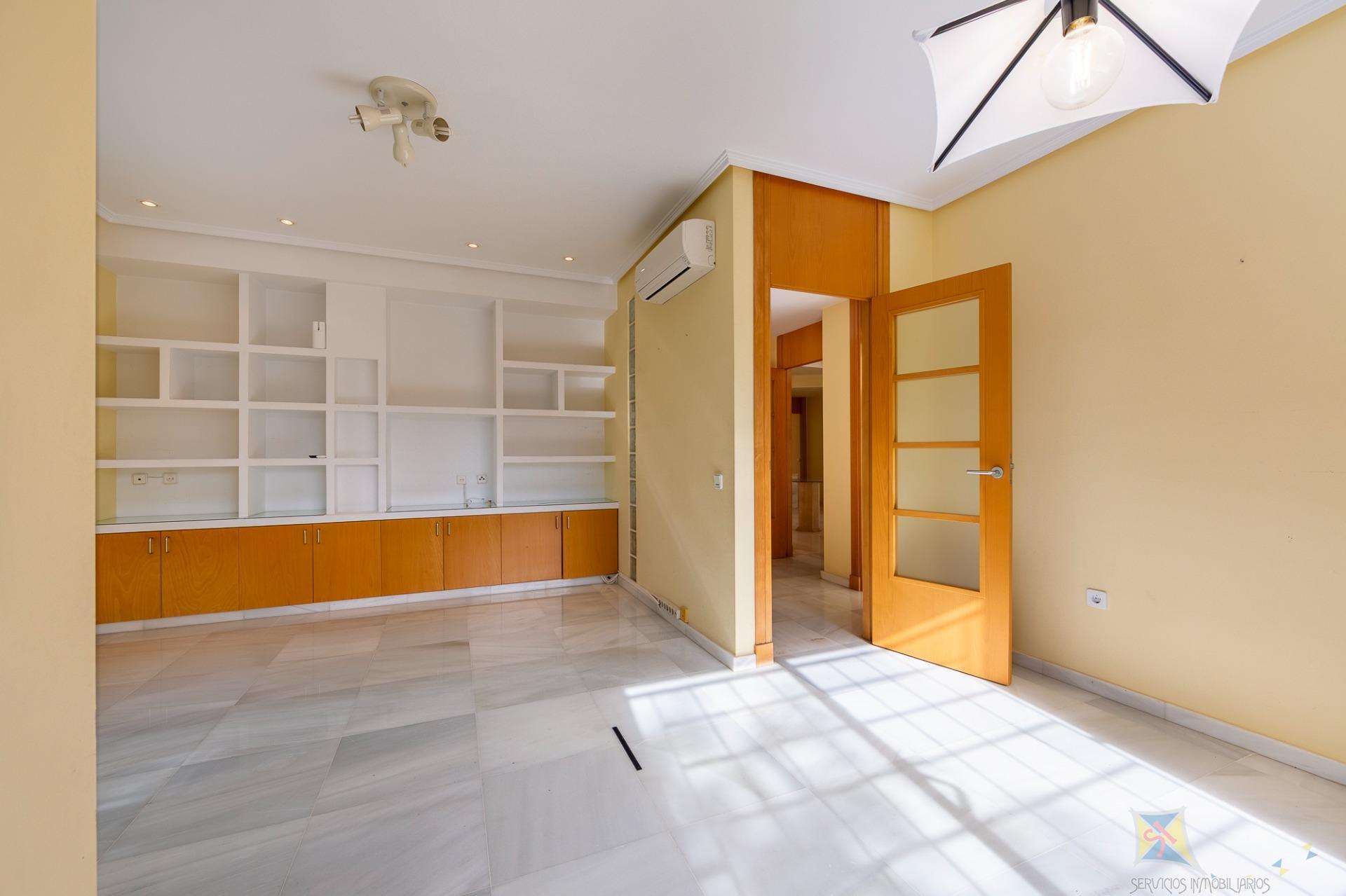 Venta de chalet en Vícar