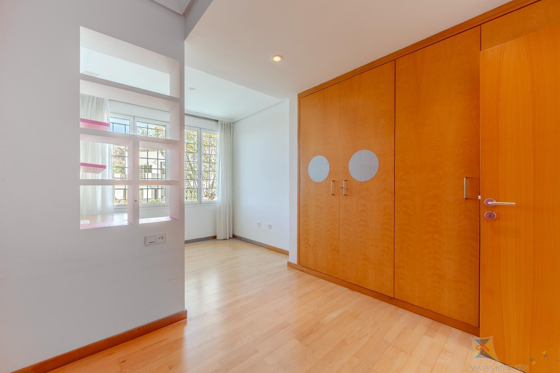 Venta de chalet en Vícar