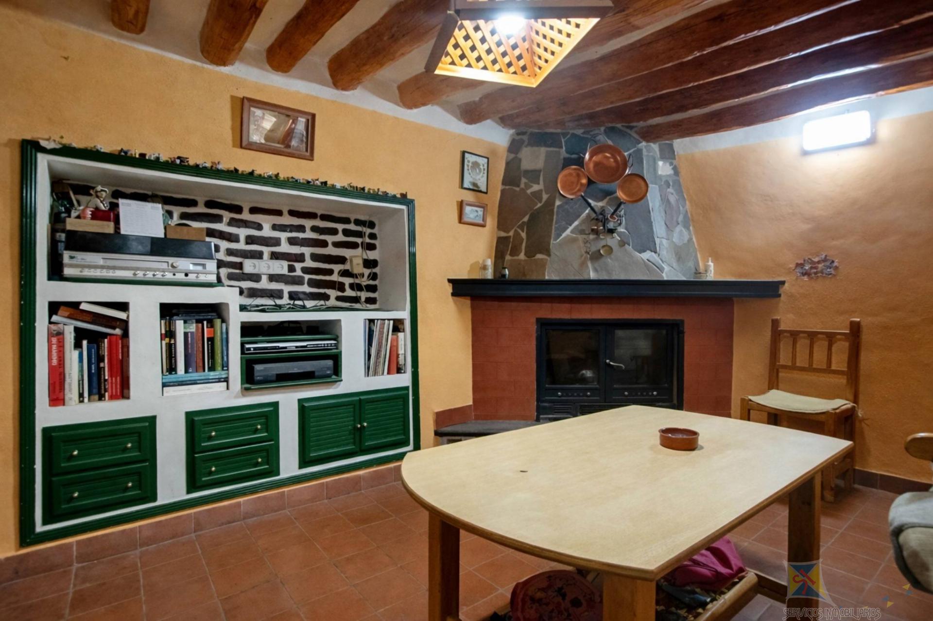 Venta de casa en Abrucena