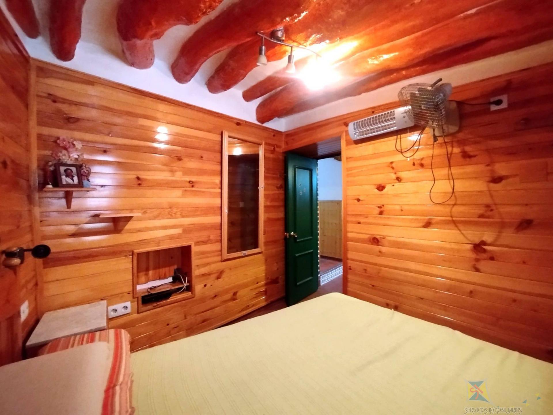 Venta de casa en Abrucena