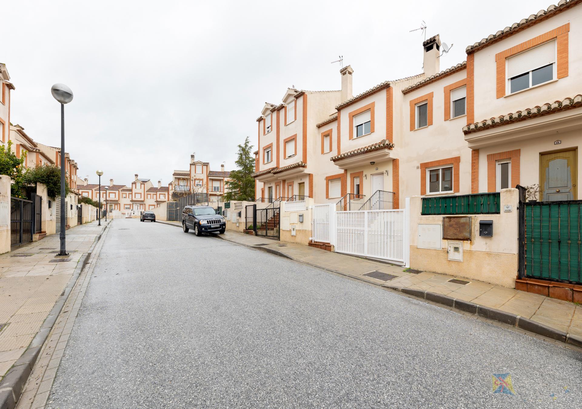 Venta de casa en Atarfe