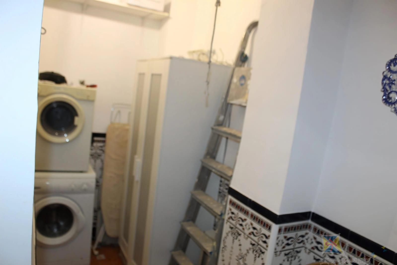 Venta de casa en Fuentes de Andalucia