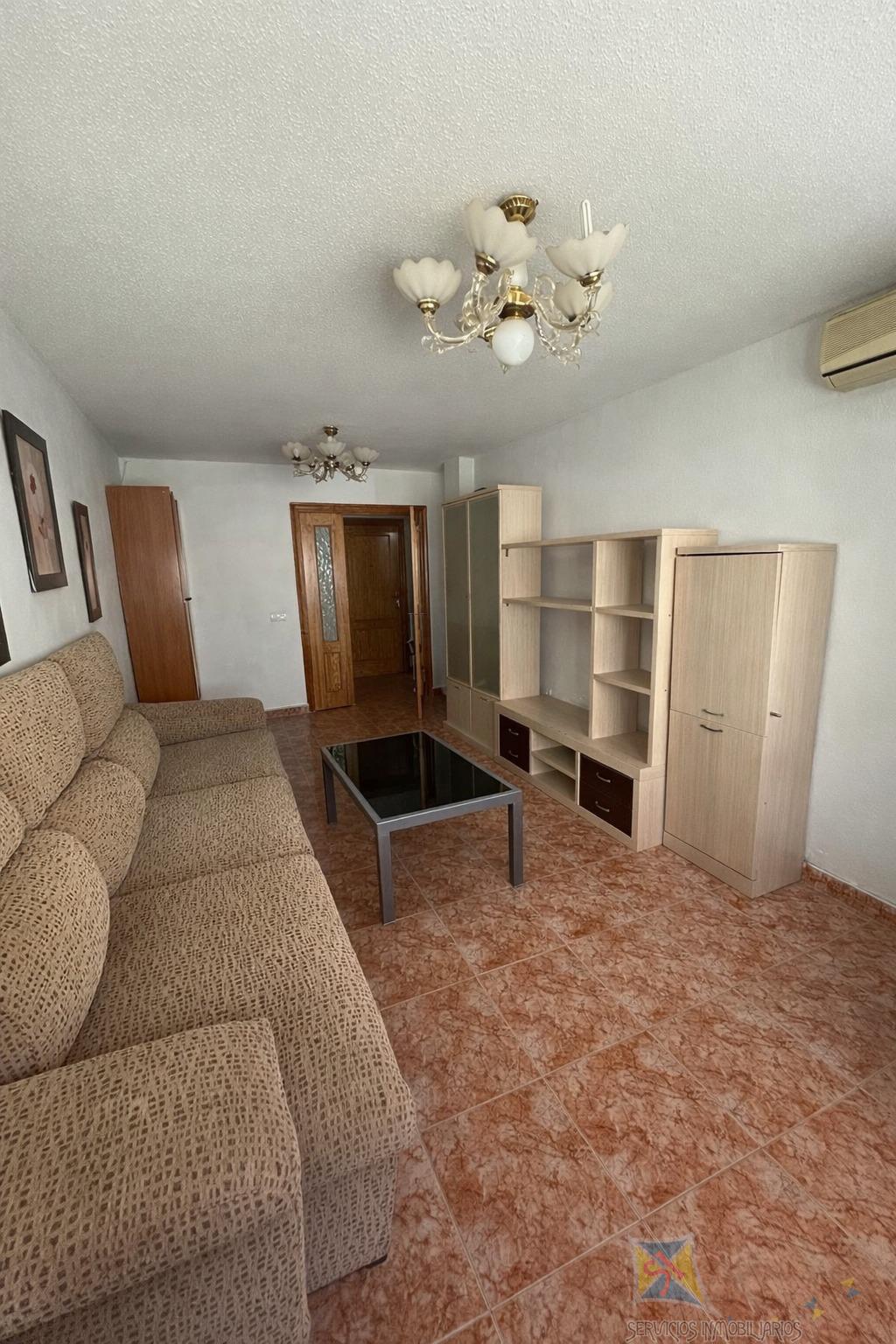 Venta de piso en Vícar