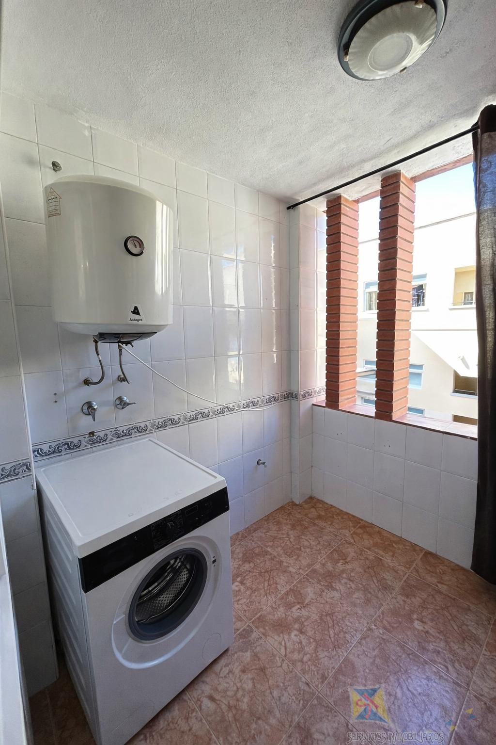 Venta de piso en Vícar