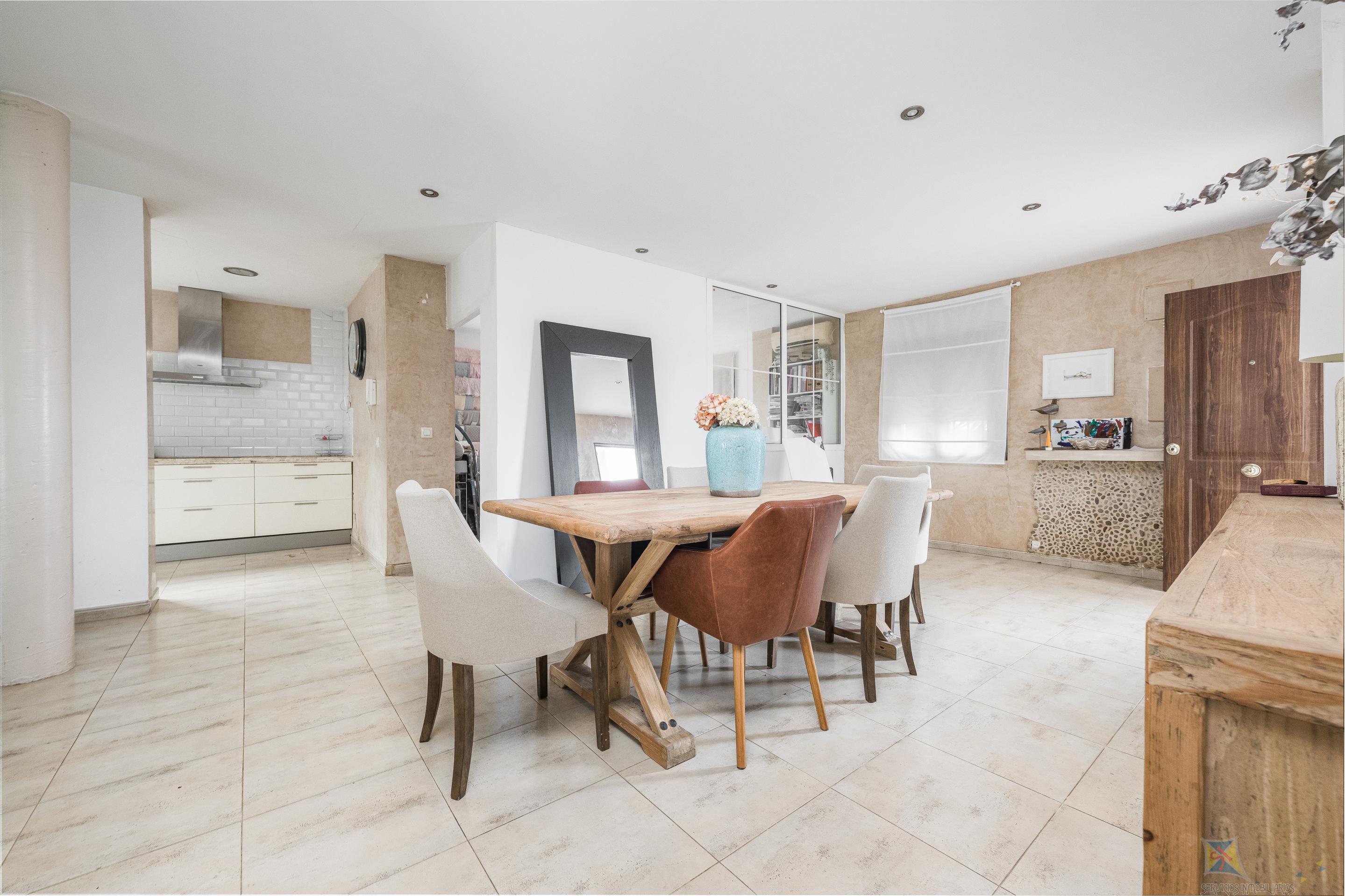 Venta de chalet en Carmona