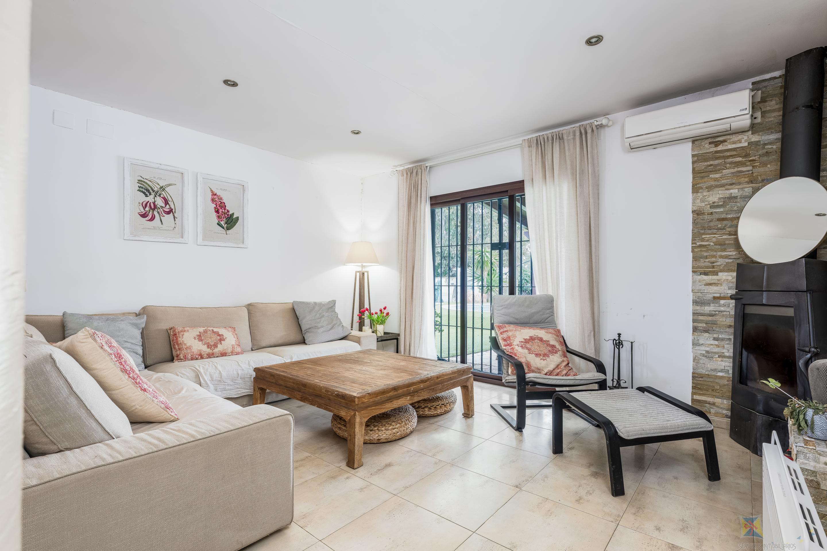 Venta de chalet en Carmona