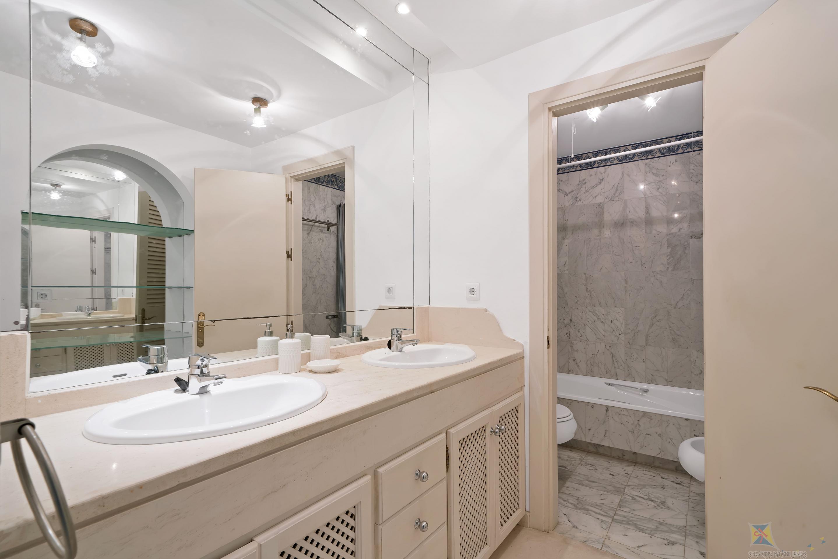 Venta de apartamento en Estepona