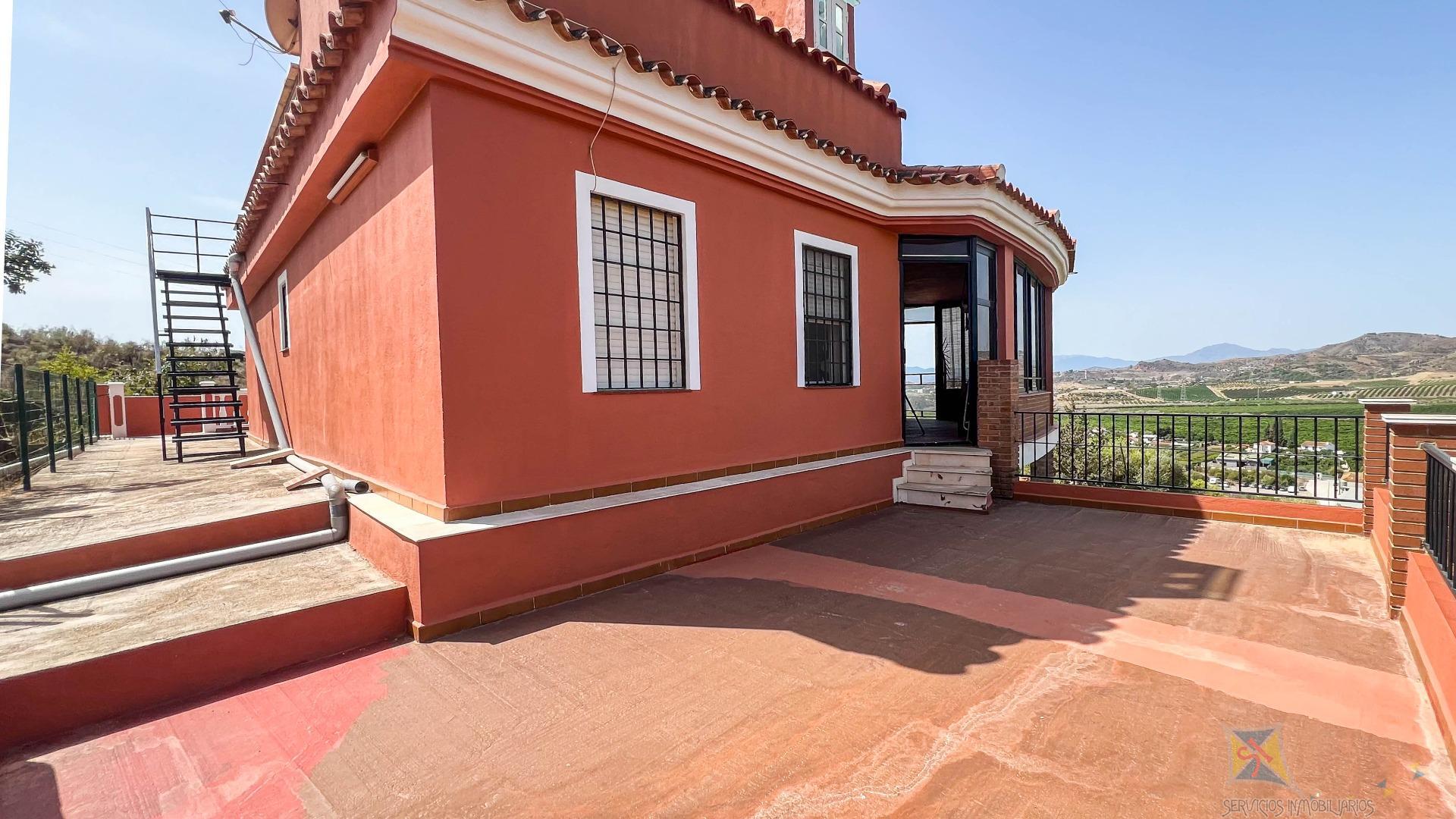 Venta de casa en Campanillas