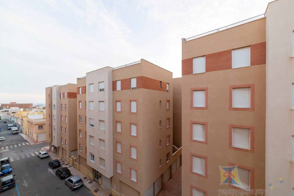 For sale of flat in Vícar