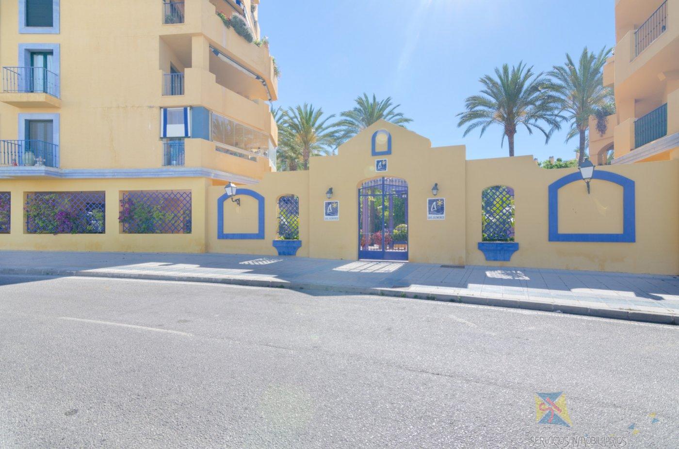For sale of ground floor in Marbella