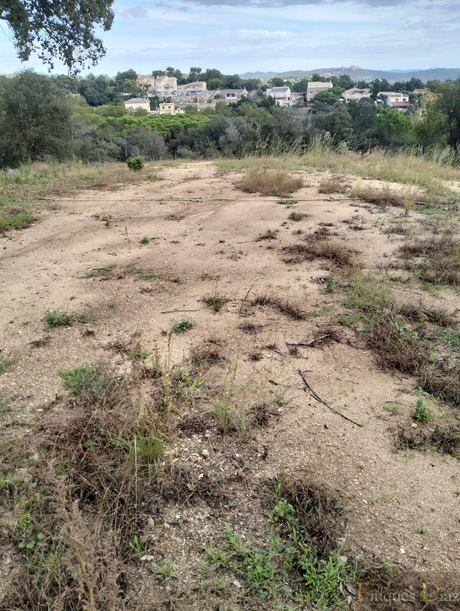For sale of land in Palafolls