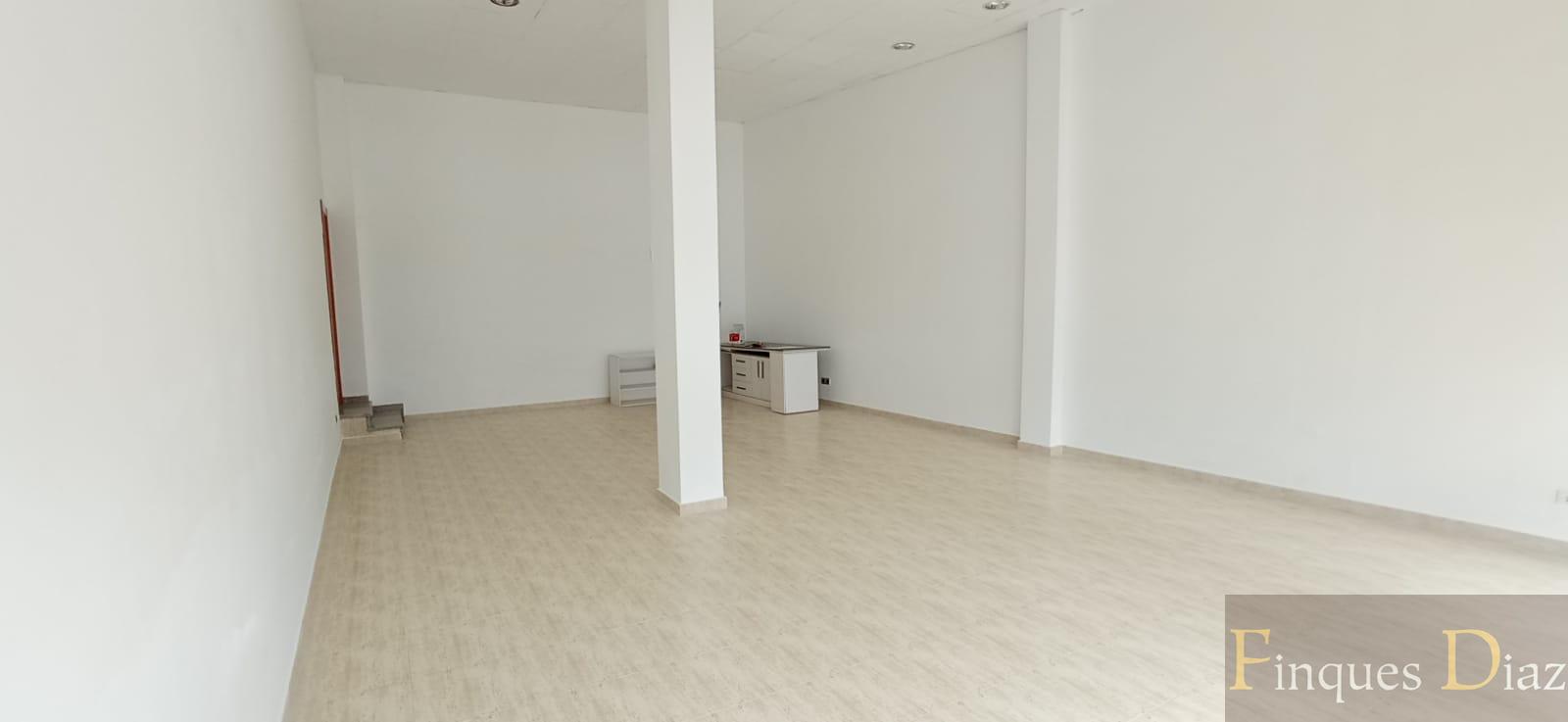 For rent of commercial in Palafolls