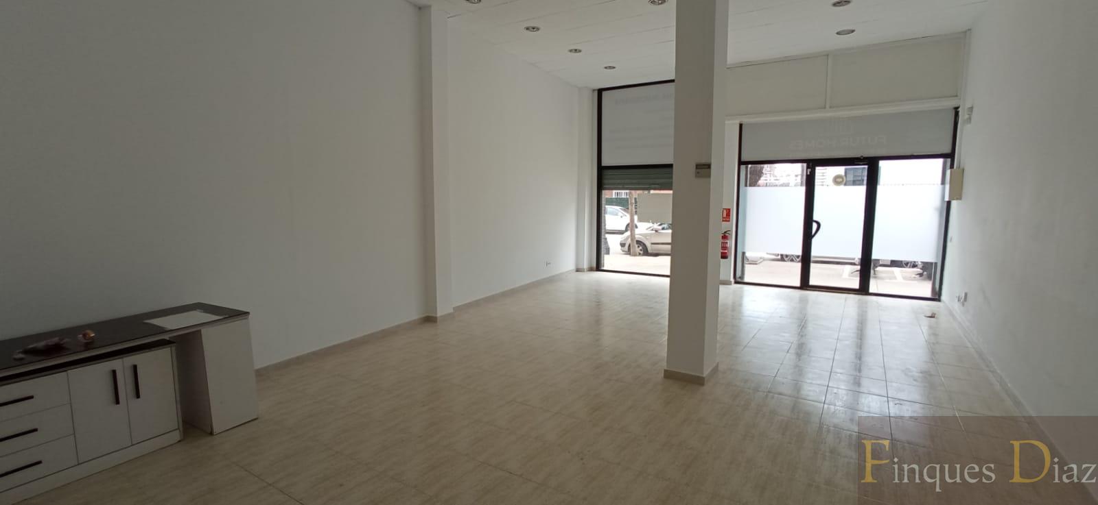 For rent of commercial in Palafolls