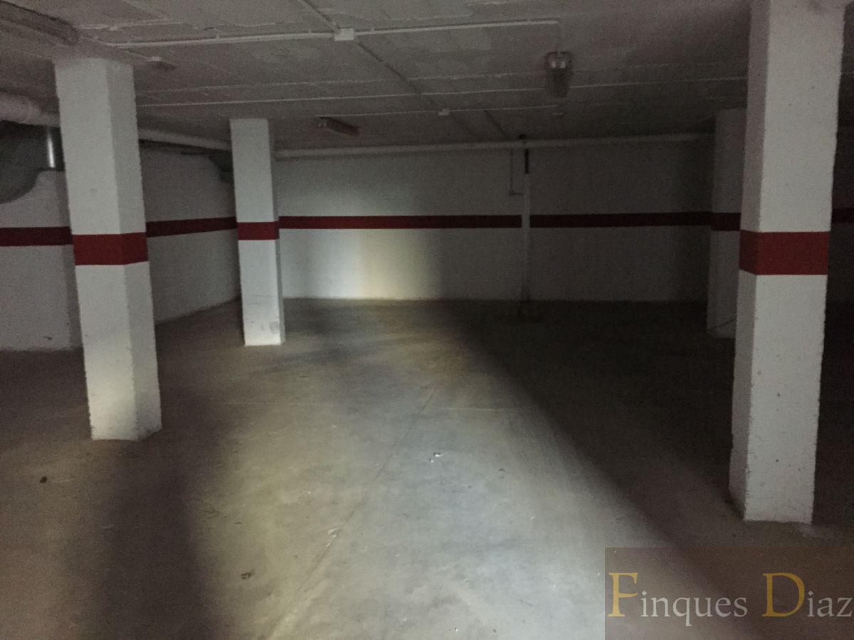 For sale of garage in Tordera