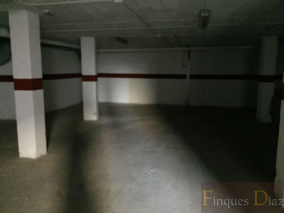 For sale of garage in Tordera