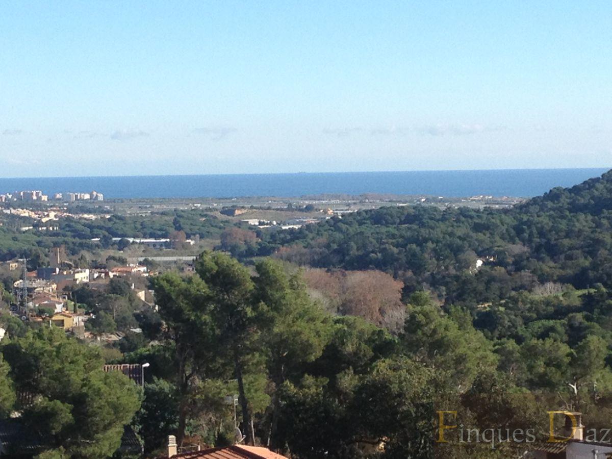 For sale of land in Palafolls