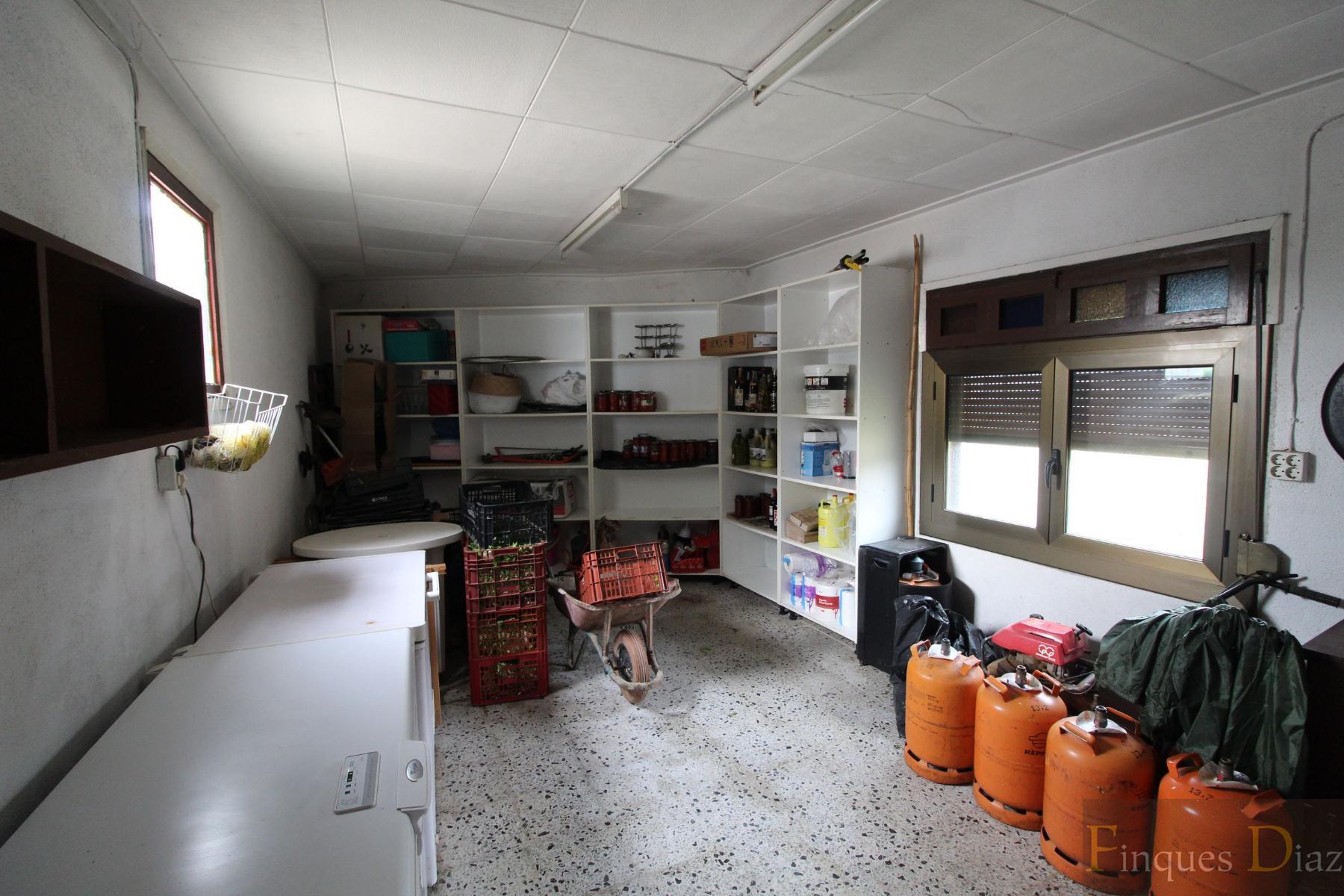 Venta de finca rústica en Palafolls