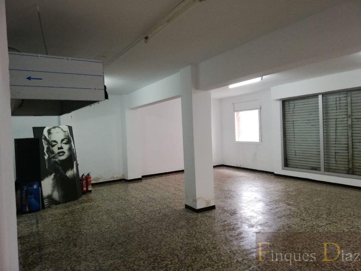 Venta de local comercial en Pineda de Mar