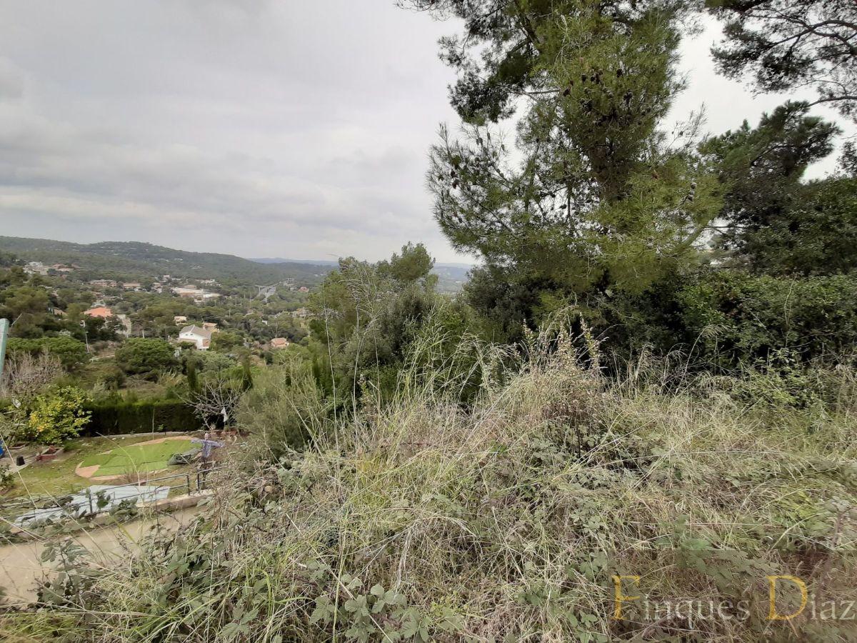 For sale of land in Palafolls