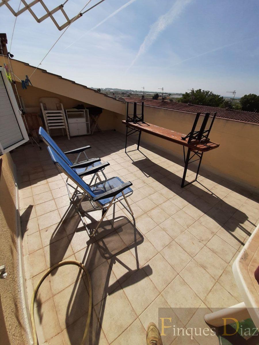 For sale of duplex in Palafolls