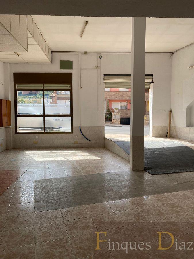 Venta de local comercial en Palafolls