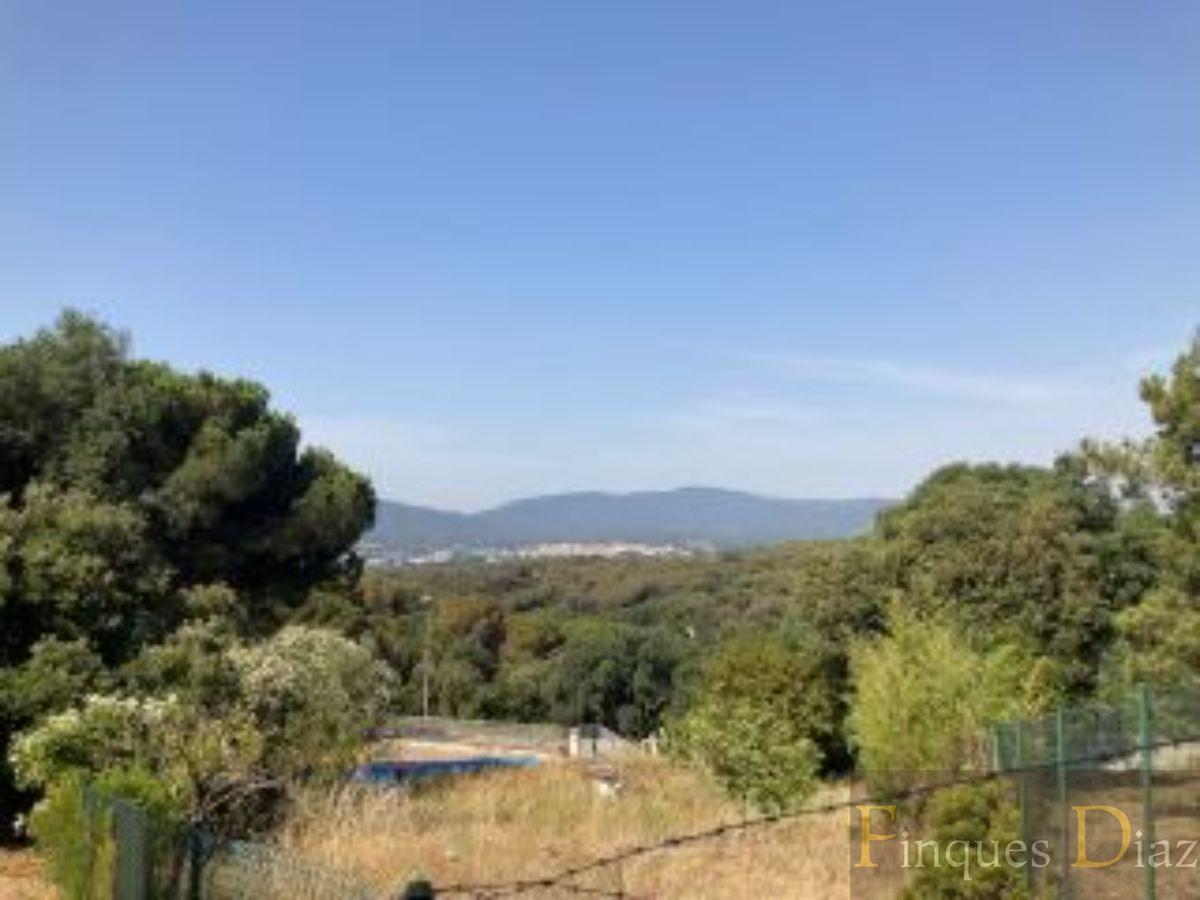 For sale of land in Tordera
