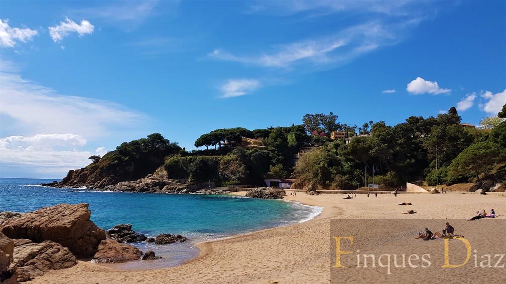 Venta de terreno en Blanes
