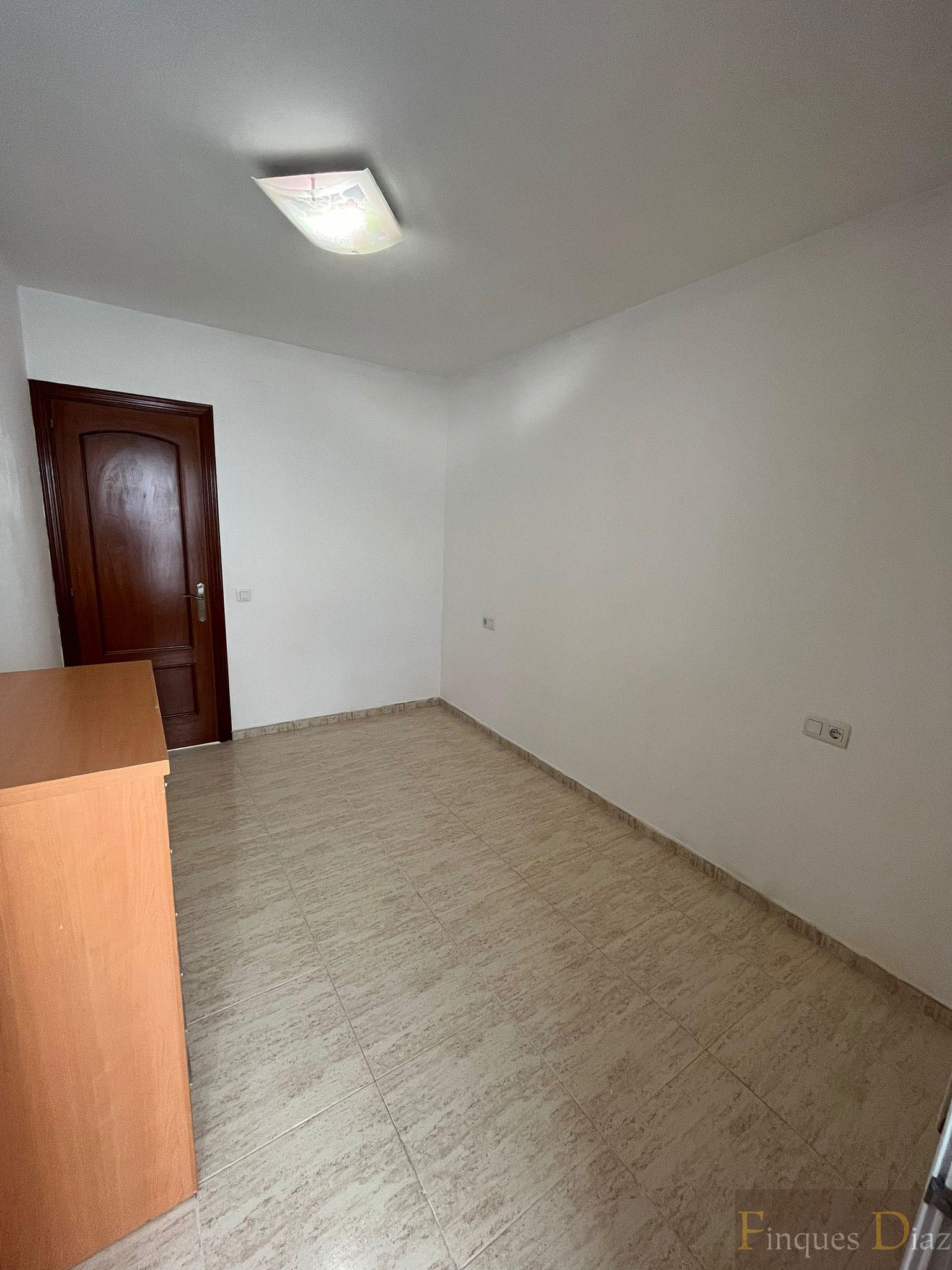 For sale of flat in Palafolls