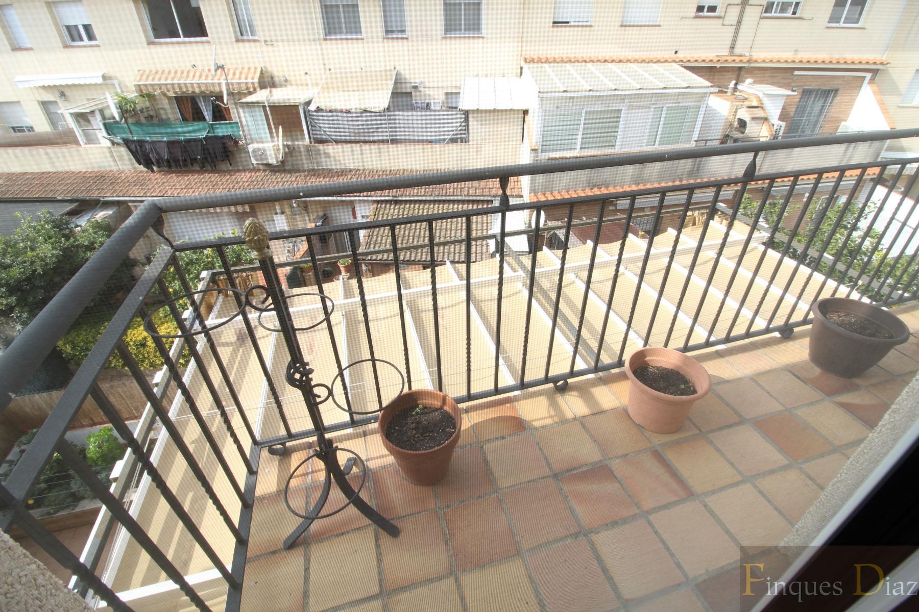 For sale of house in Palafolls