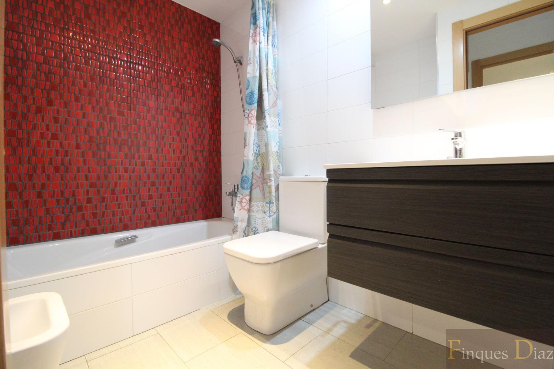 For rent of flat in Pineda de Mar