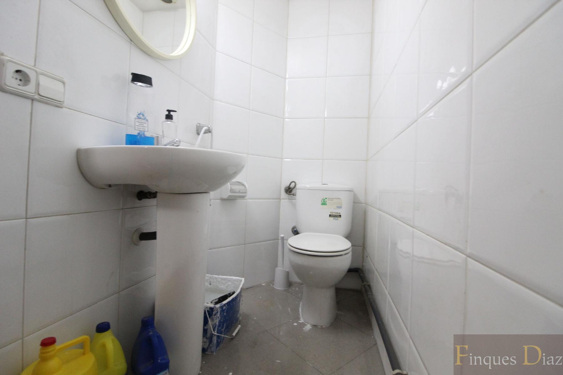 For rent of commercial in Tordera