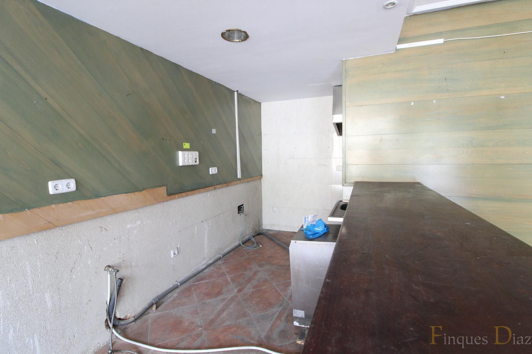 For sale of commercial in Palafolls
