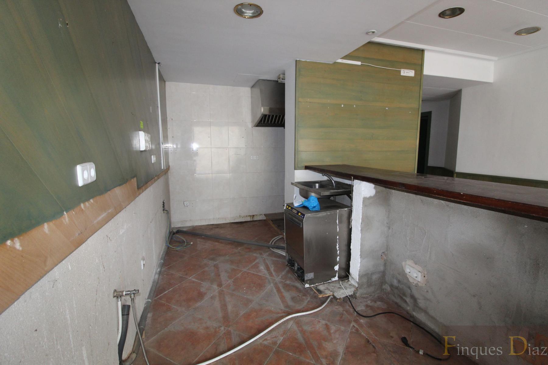 For sale of commercial in Palafolls