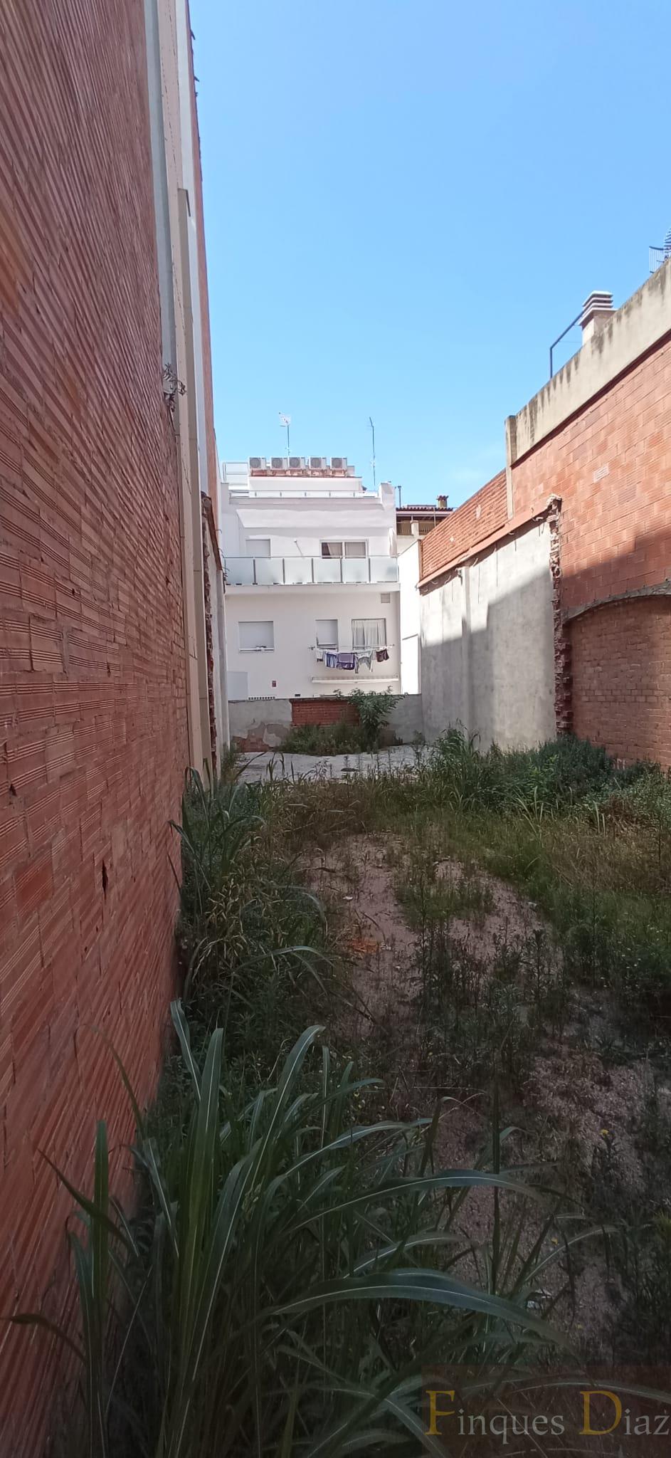 For sale of land in Blanes
