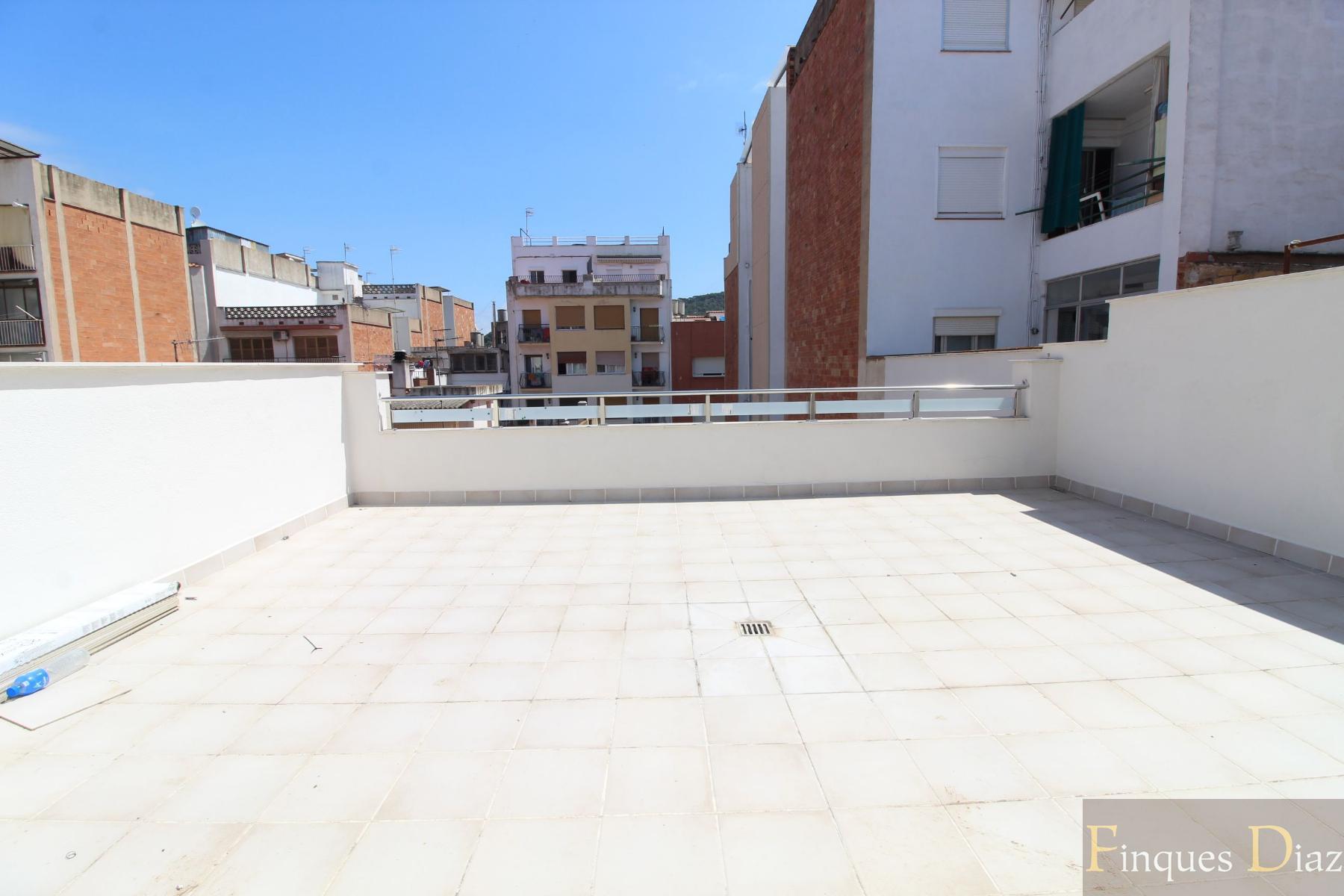 For sale of penthouse in Blanes